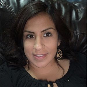 Meet your Posher, Veronica